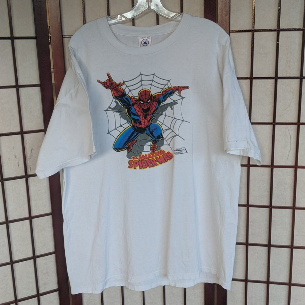 Graphic Tee Spiderman